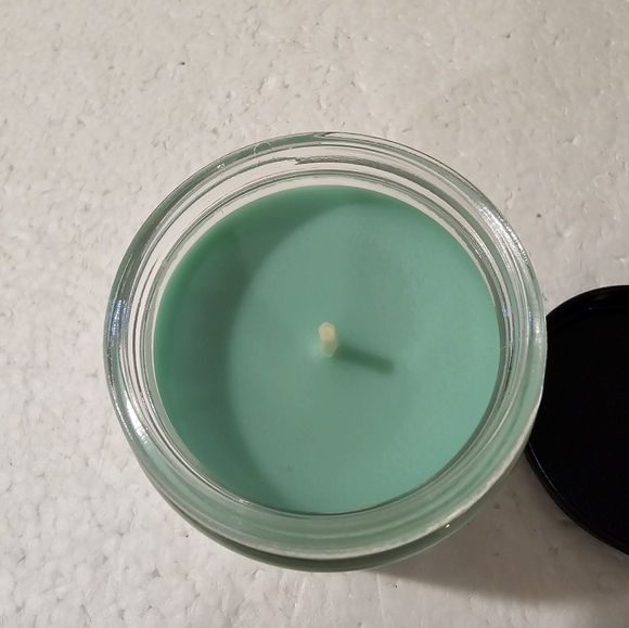 2/$18 Bath & Body Works single wick Candle - Picture 3 of 3